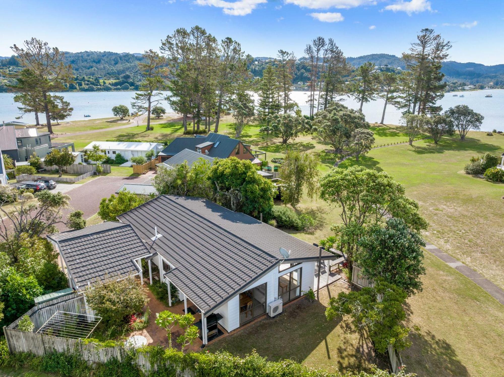 Pauanui Beach House Suntrap Exteriér fotografie